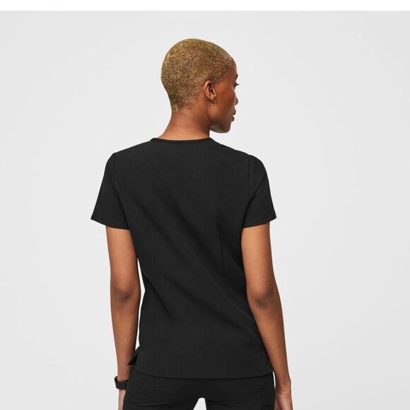 Figs - Casma Three-Pocket Scrub Top - Medium - Black - Picture 2 of 8